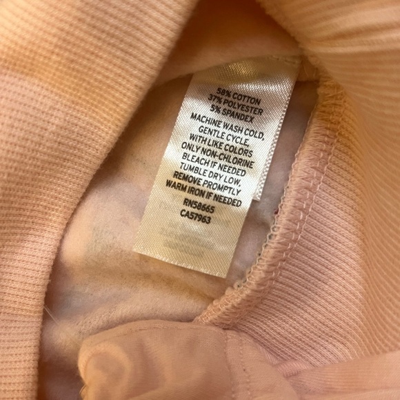 NWT Girl’s Tucker + Tate Holiday Christmas Pink Sweatshirt & Pants Set 9M - Picture 2 of 4